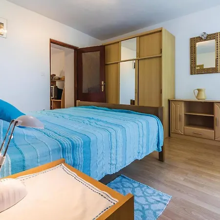 Apartamento One-bedroom In Pula