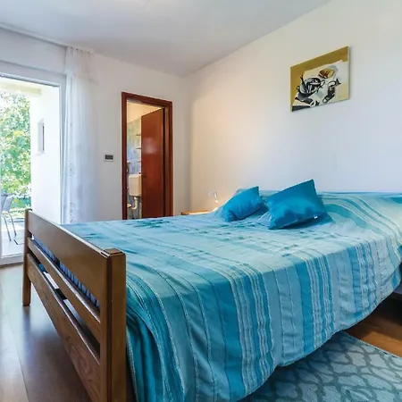 One-bedroom In *